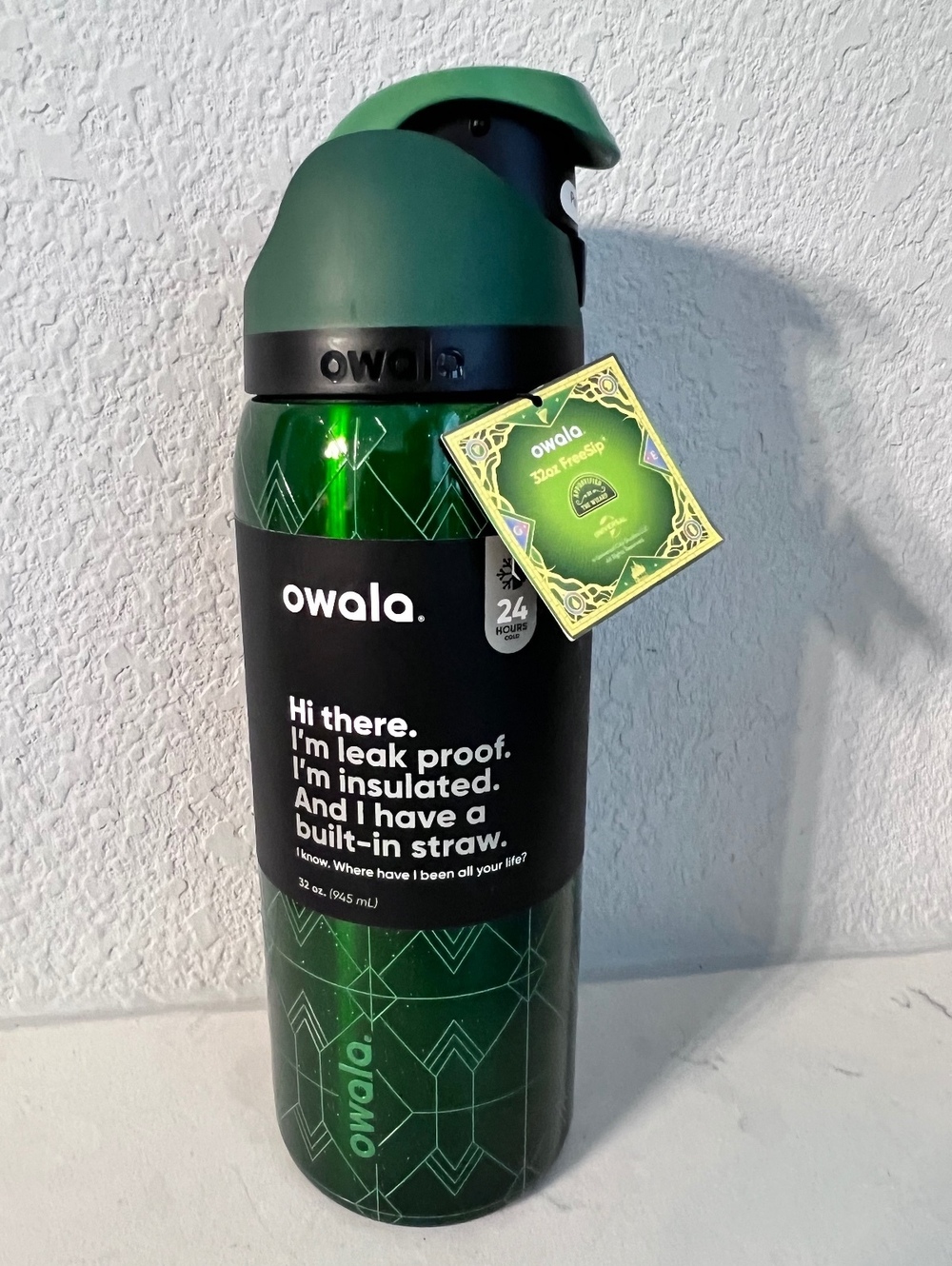 Wicked Elphaba 32 oz Owala xFreeSip Water Bottle Emerald Green NWT